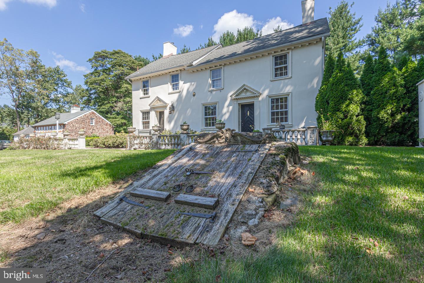 1224 TAYLORSVILLE ROAD