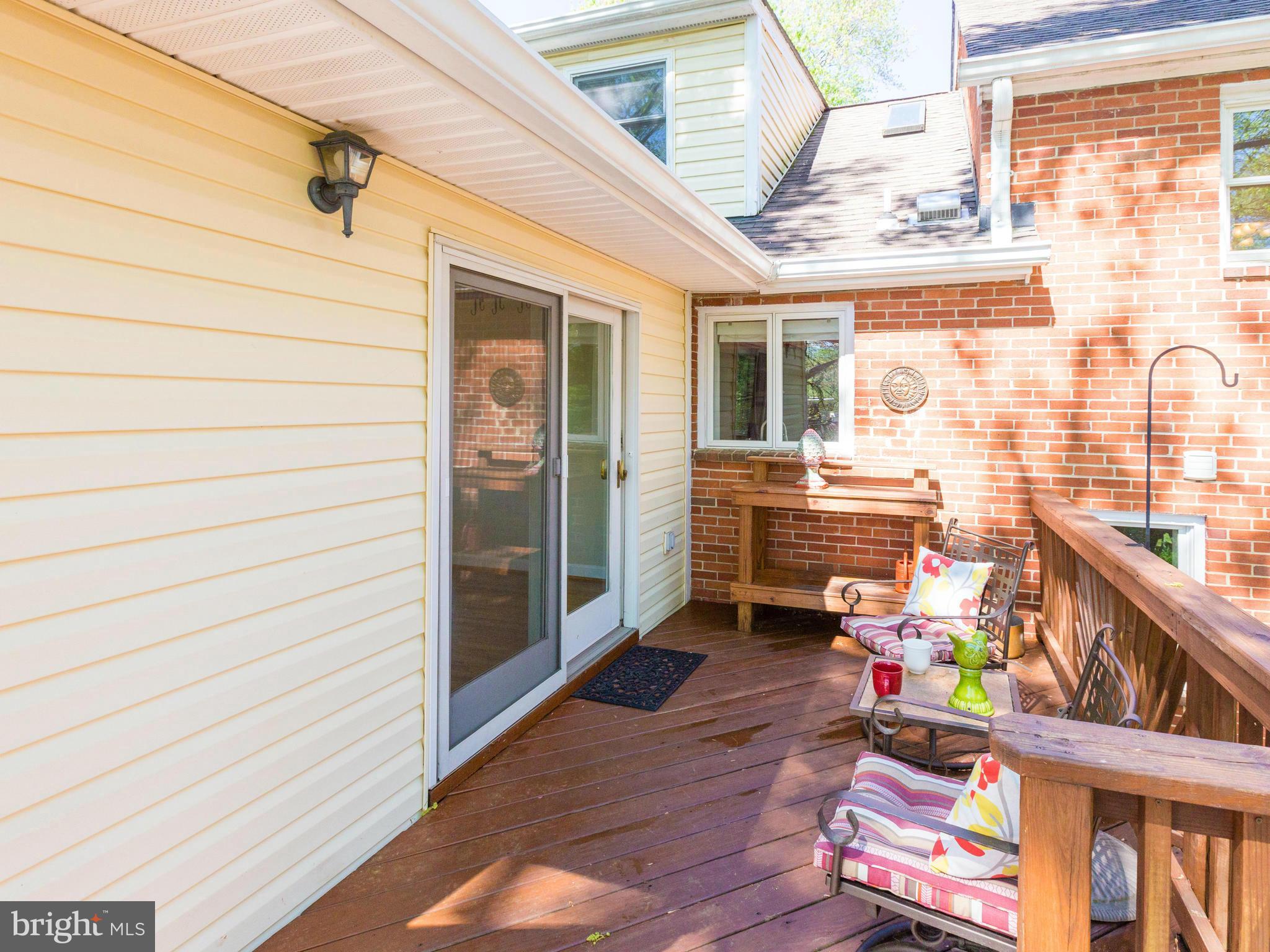 WAYNEWOOD - Residential