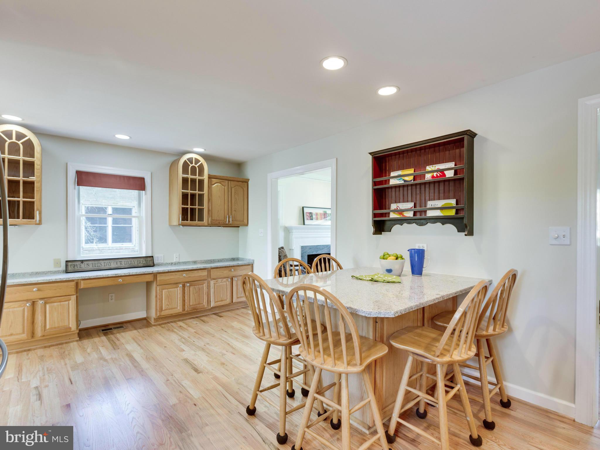 WAYNEWOOD - Residential