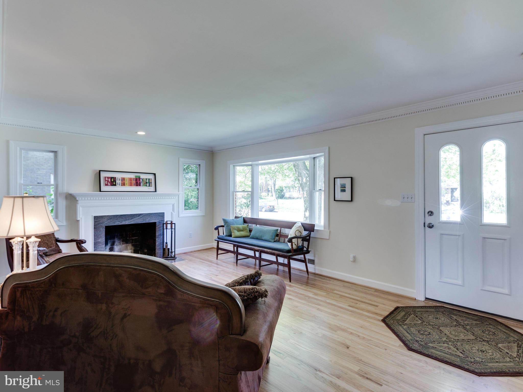 WAYNEWOOD - Residential