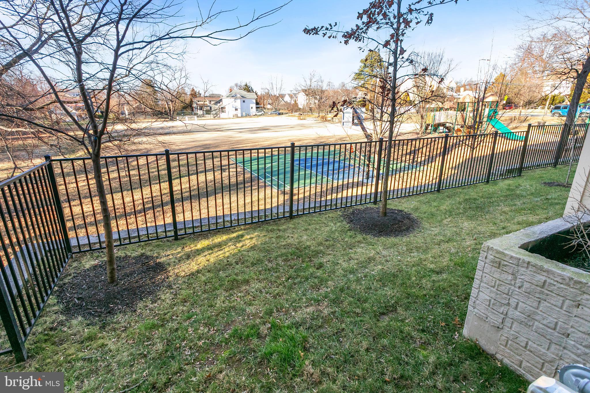 ARLINGTON HEIGHTS - Residential Lease