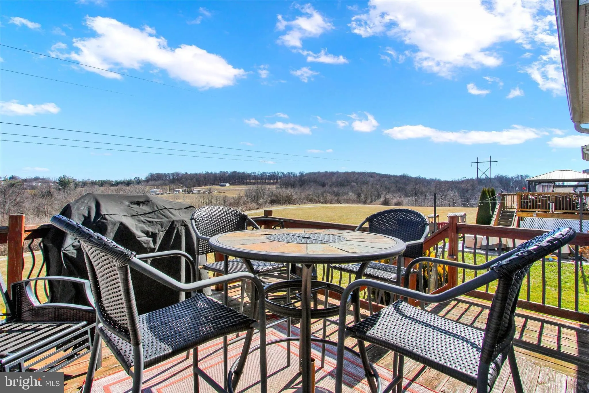 York, Pennsylvania 17408, United States, 4 Bedrooms Bedrooms, ,3 BathroomsBathrooms,Residential,Contingent,85910