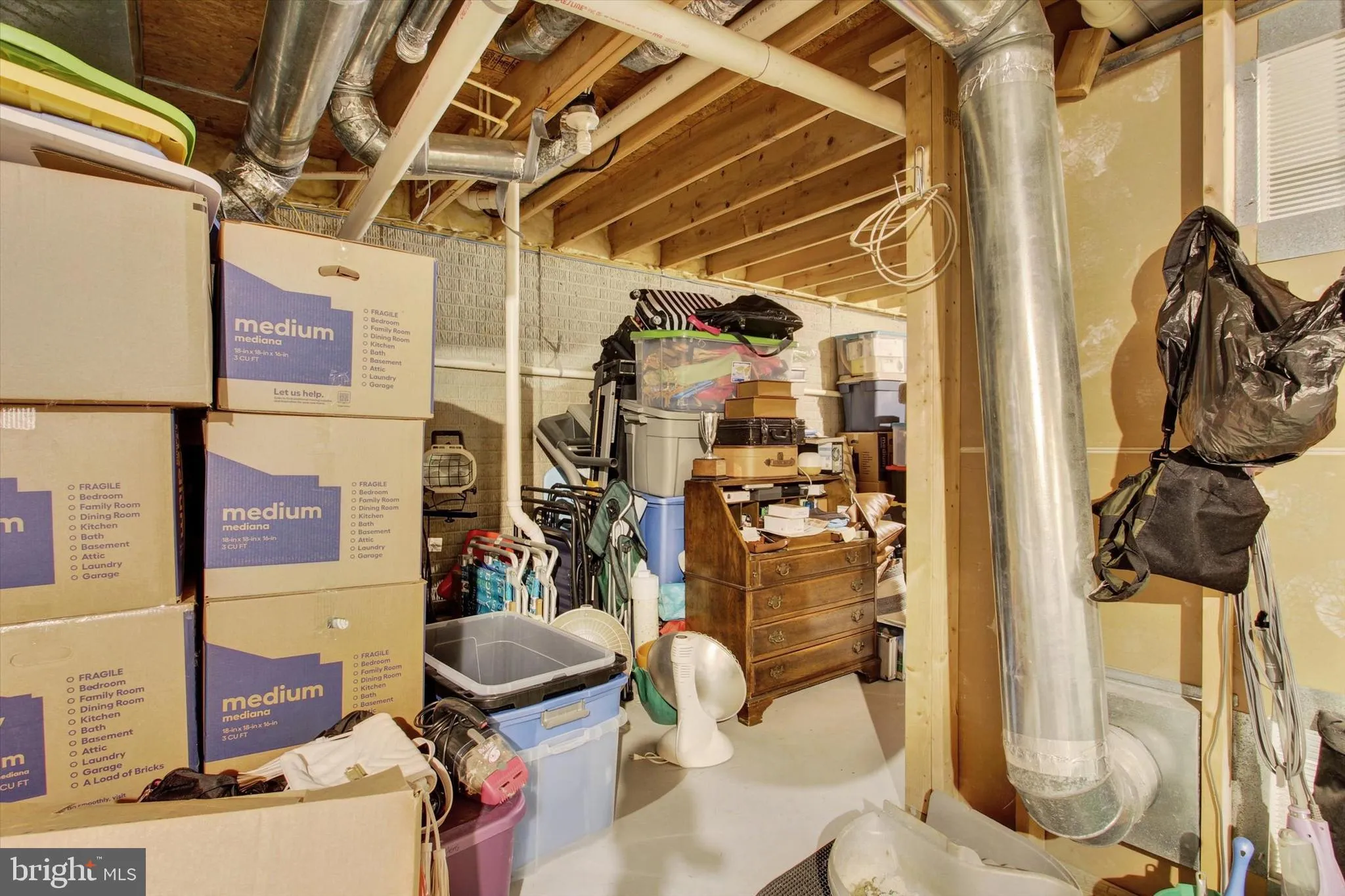 York, Pennsylvania 17408, United States, 4 Bedrooms Bedrooms, ,3 BathroomsBathrooms,Residential,Contingent,85910