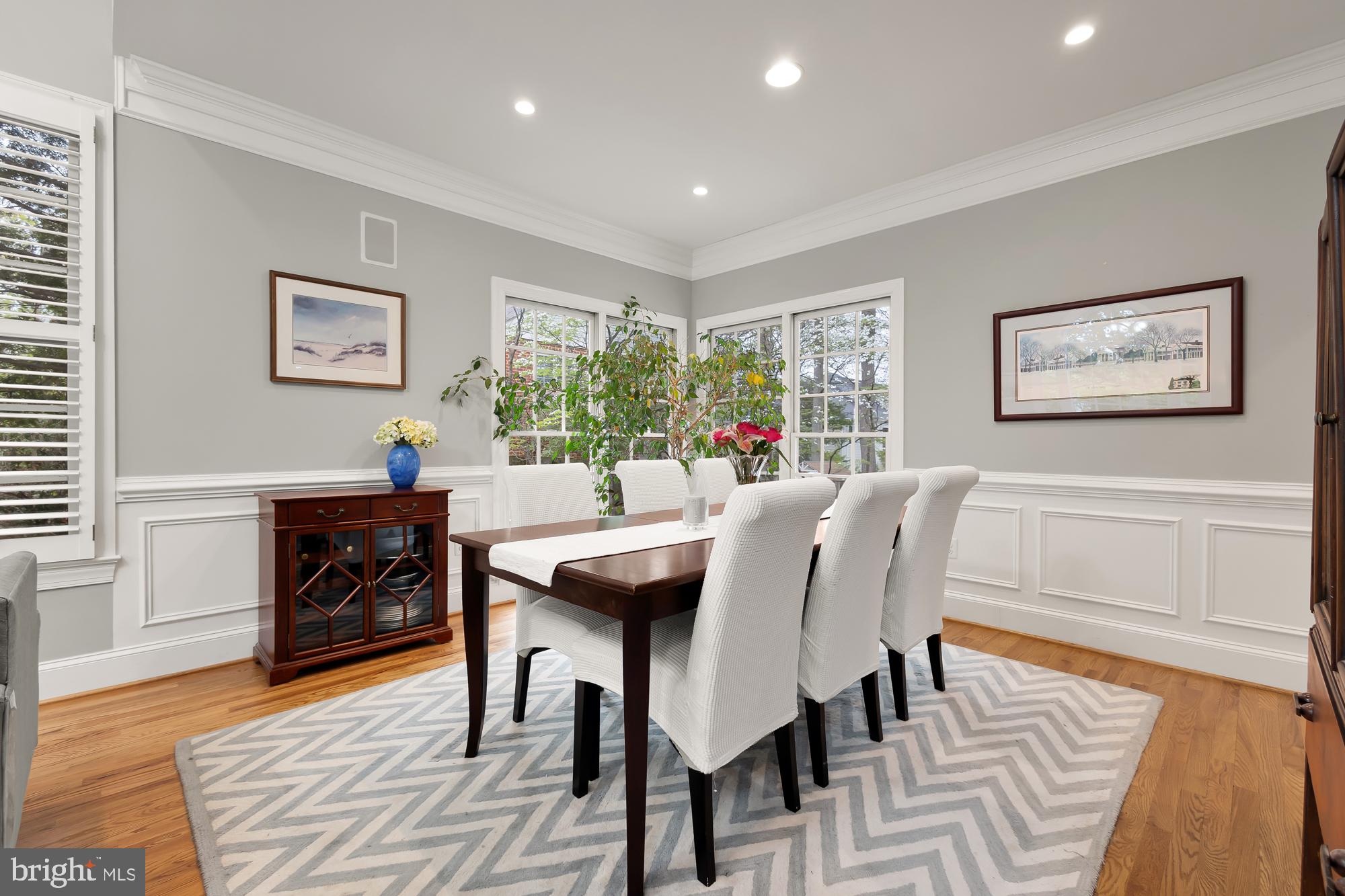 COUNTRY CLUB - Residential