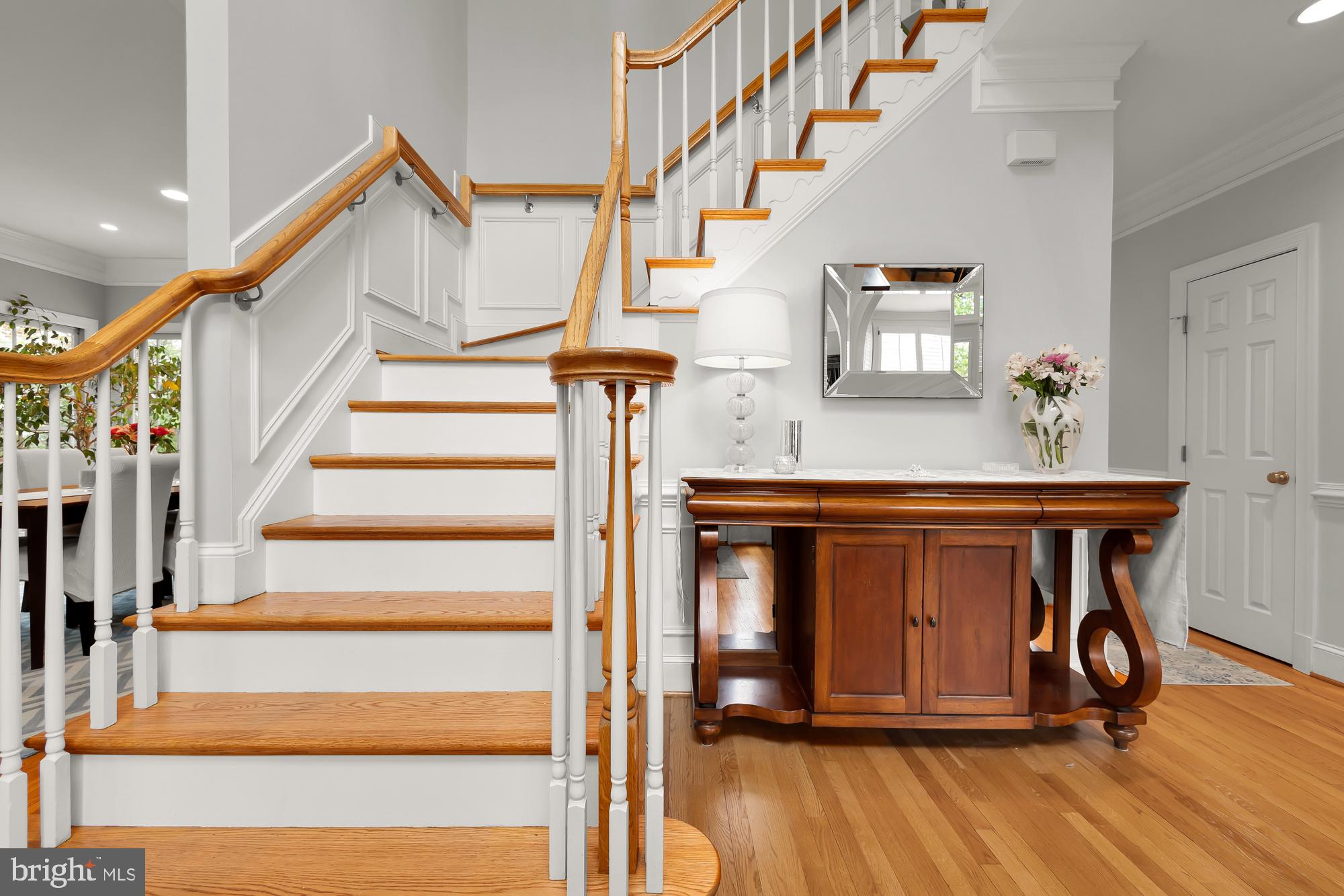 COUNTRY CLUB - Residential