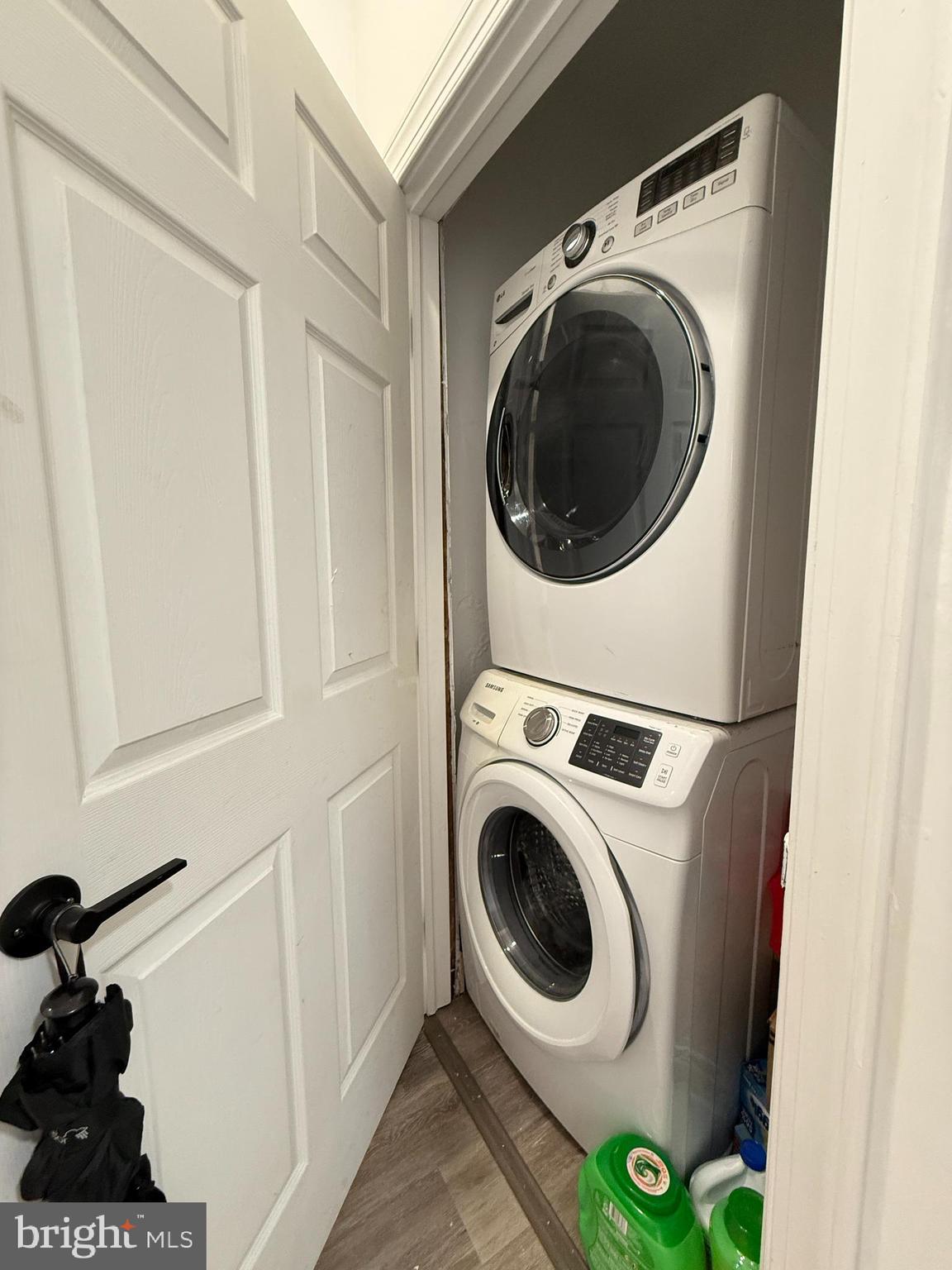 STRAWBERRY MANSION - Commercial Sale