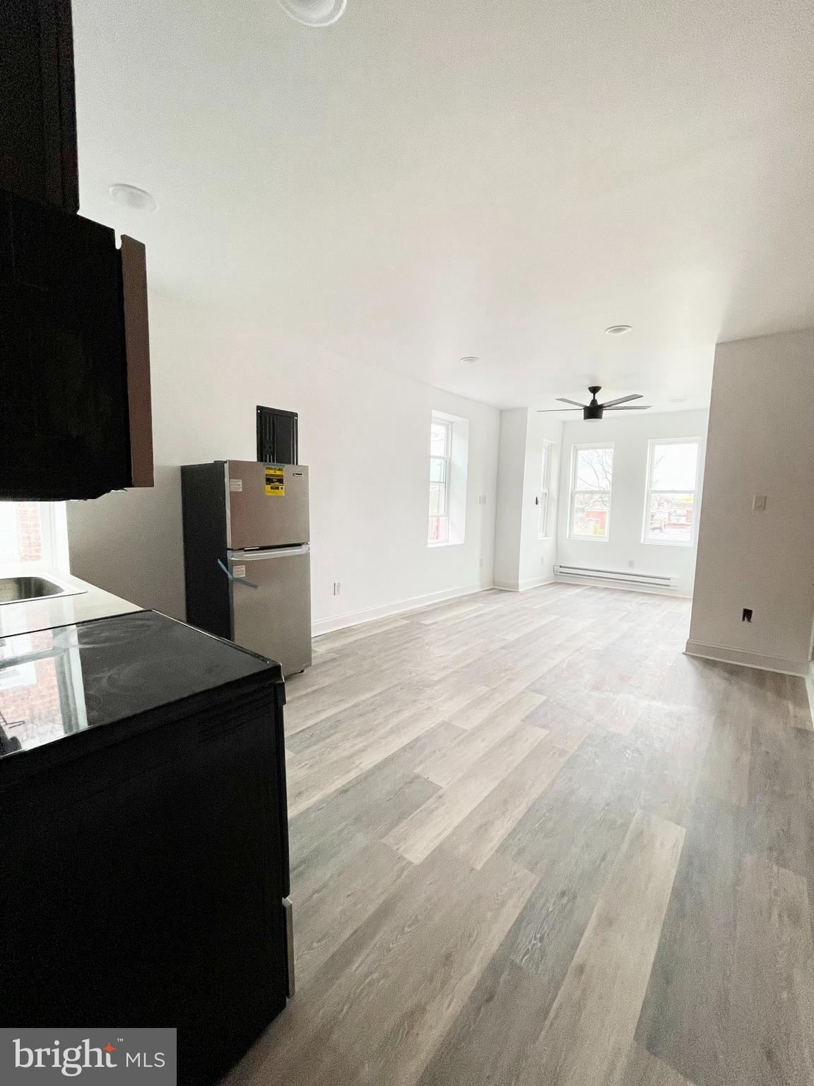 STRAWBERRY MANSION - Commercial Sale