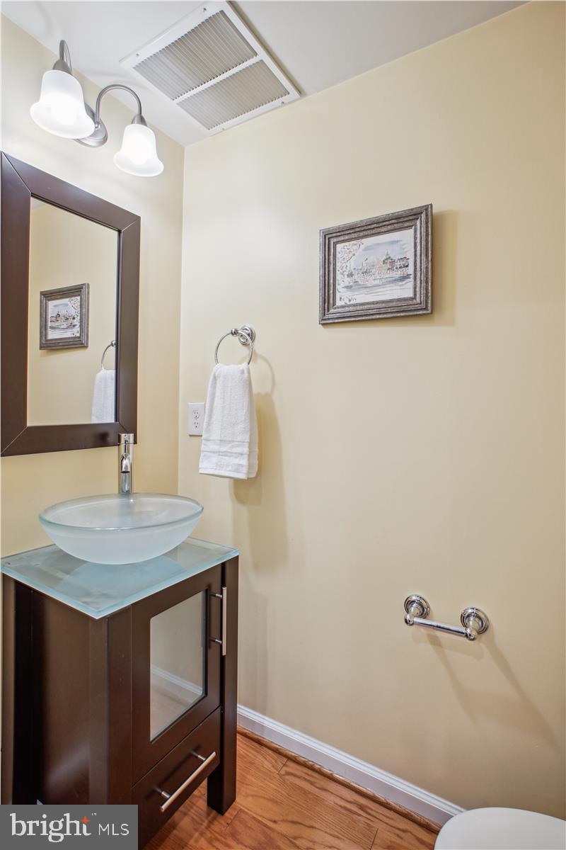 LOFTS AT METROWEST - Residential Lease