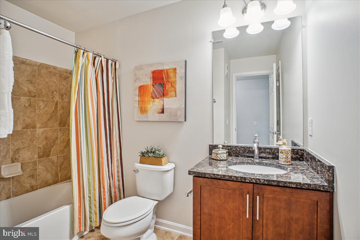 LOFTS AT METROWEST - Residential Lease