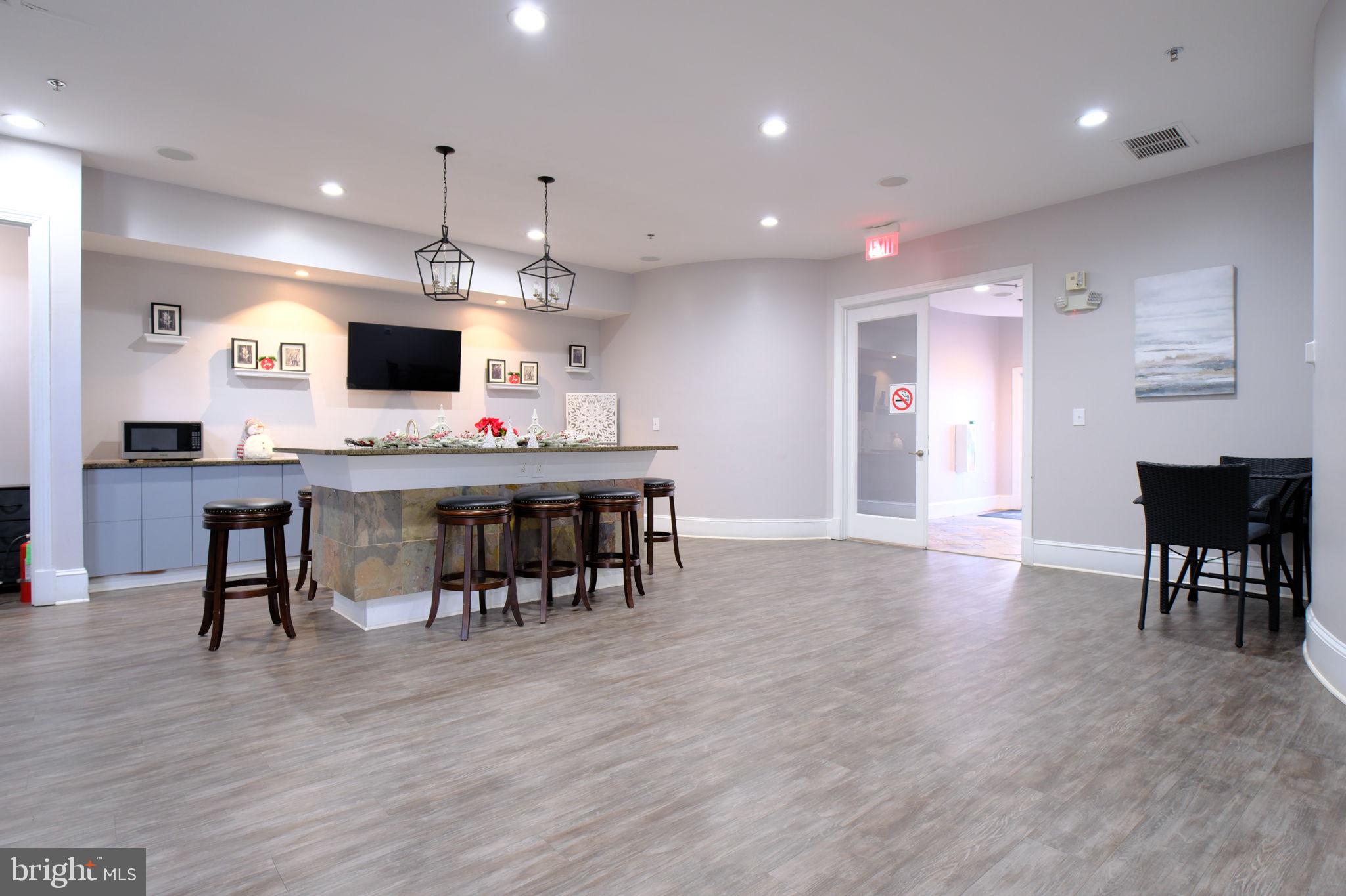 WESTCHESTER AT STRATFORD - Residential