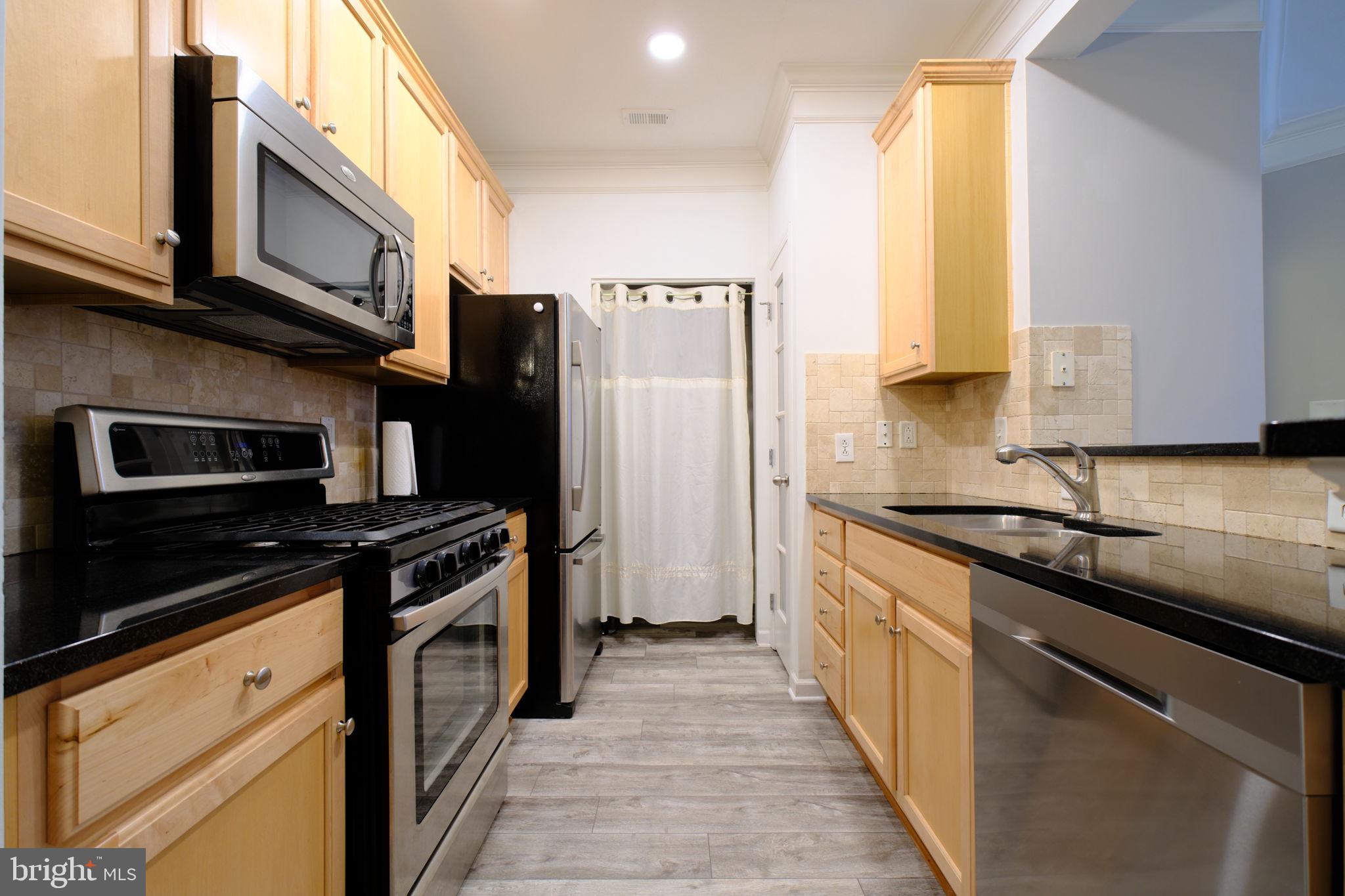 WESTCHESTER AT STRATFORD - Residential