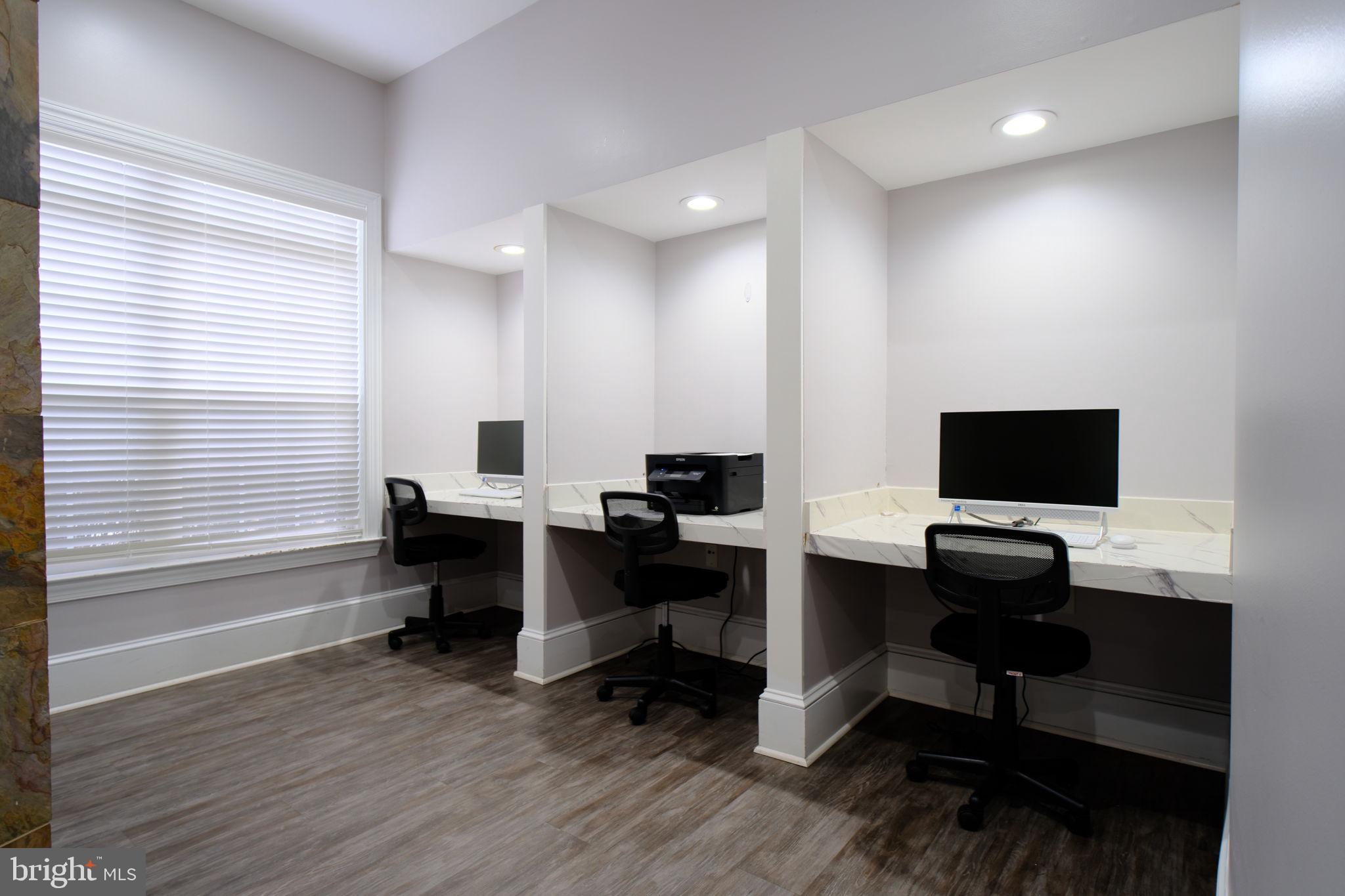 WESTCHESTER AT STRATFORD - Residential