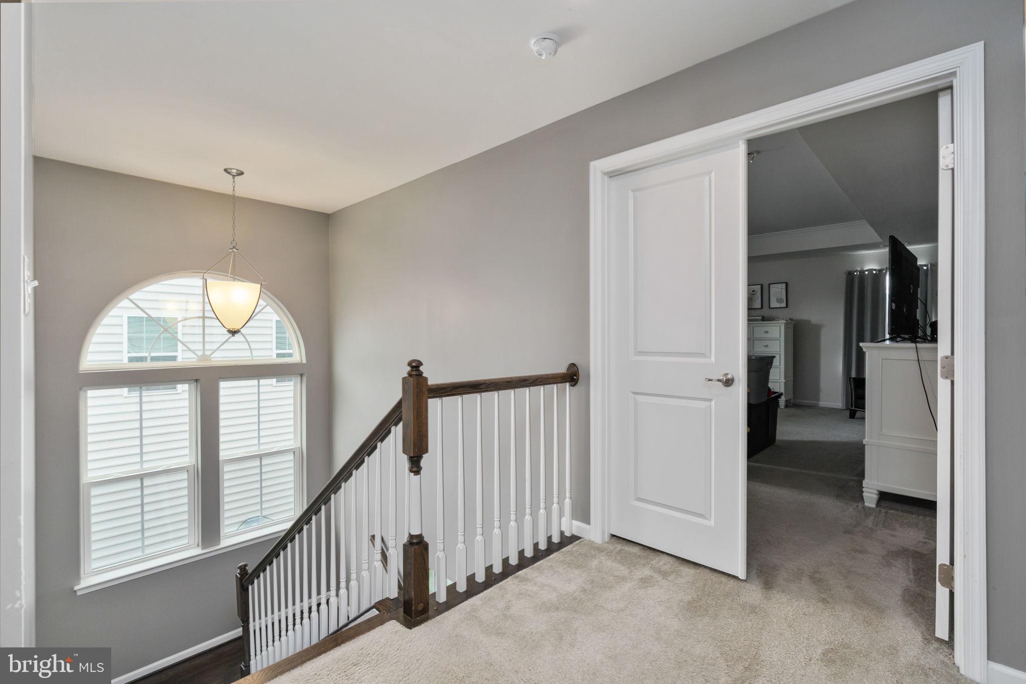 MAY'S QUARTER - Residential