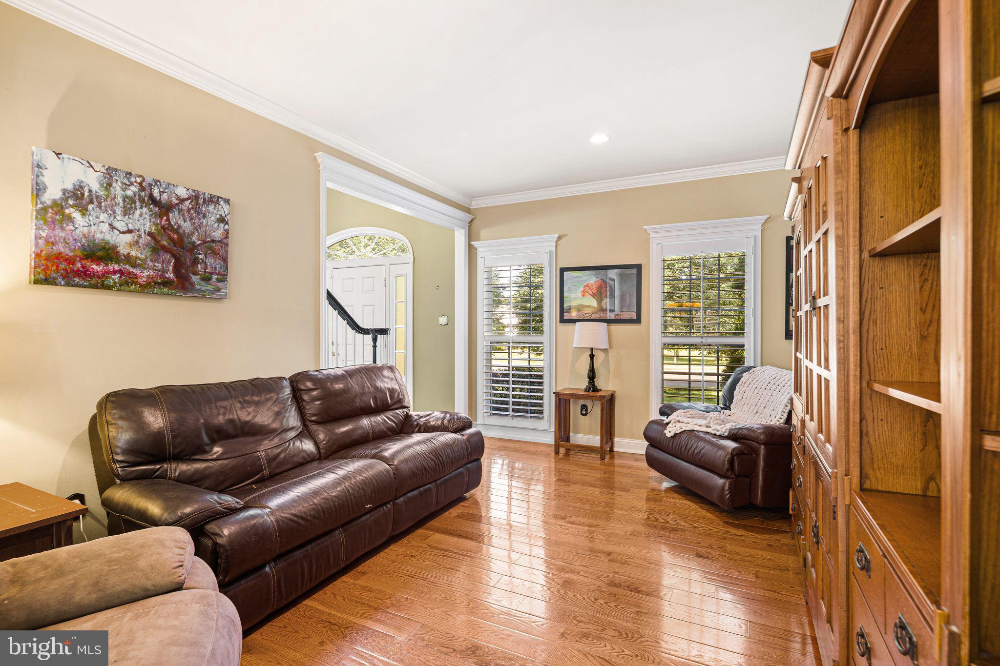 1472 HIDDEN POND DRIVE