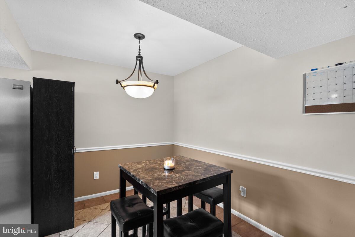 FOX CHAPEL AT TUDOR KNOLLS - Residential