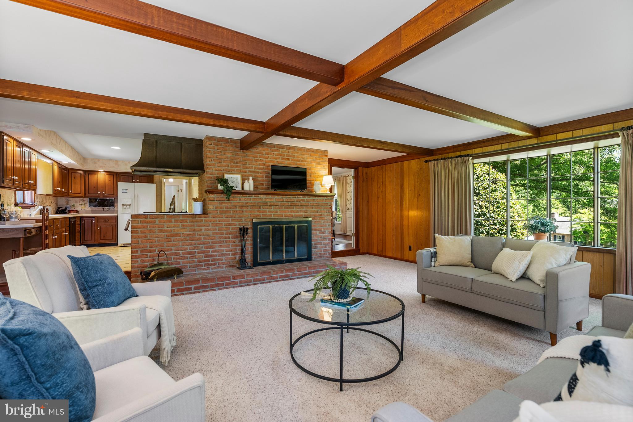 MANOR WOODS - Residential