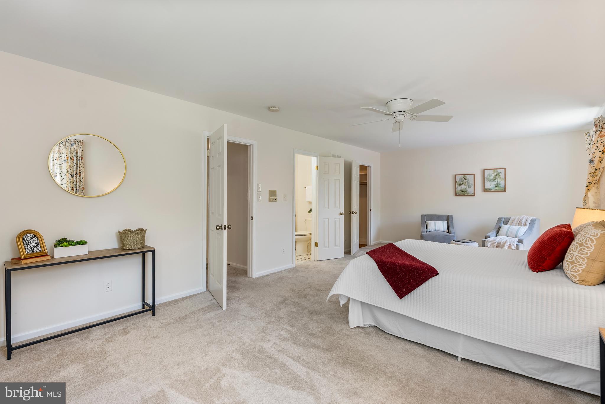 MANOR WOODS - Residential