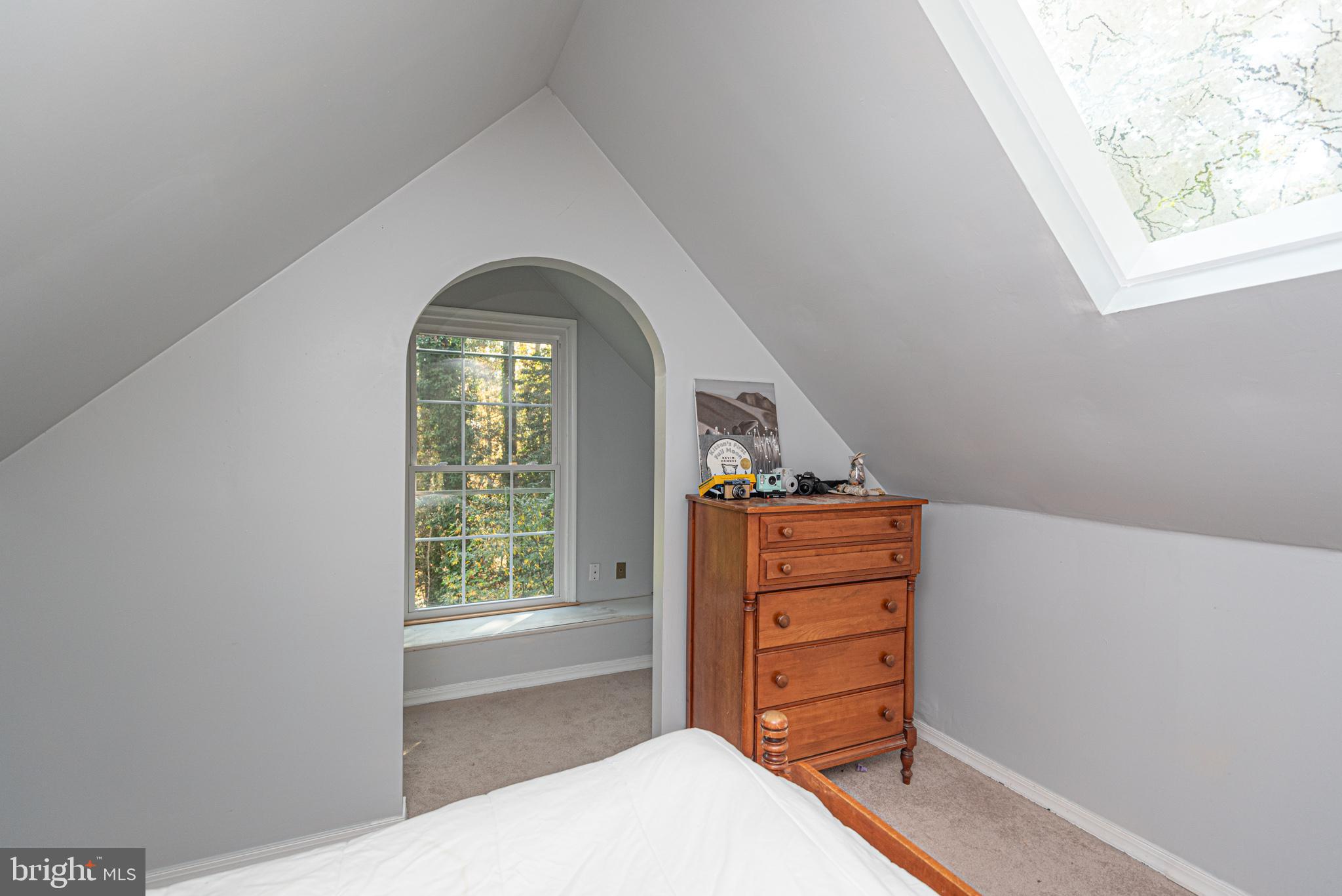 CROOKED OAK ESTATES - Residential