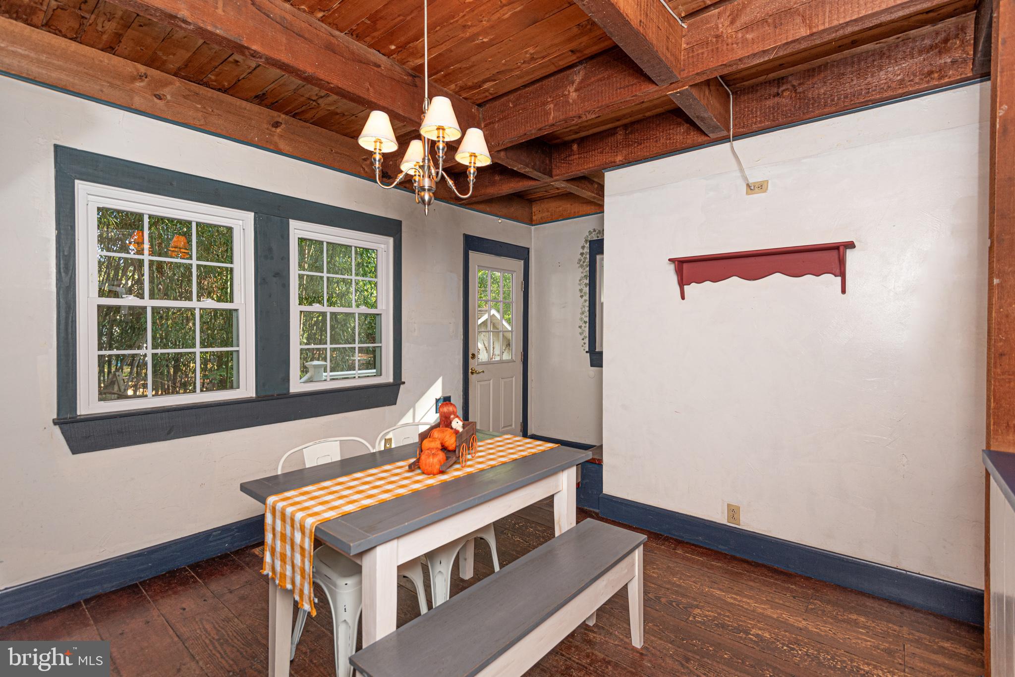 CROOKED OAK ESTATES - Residential