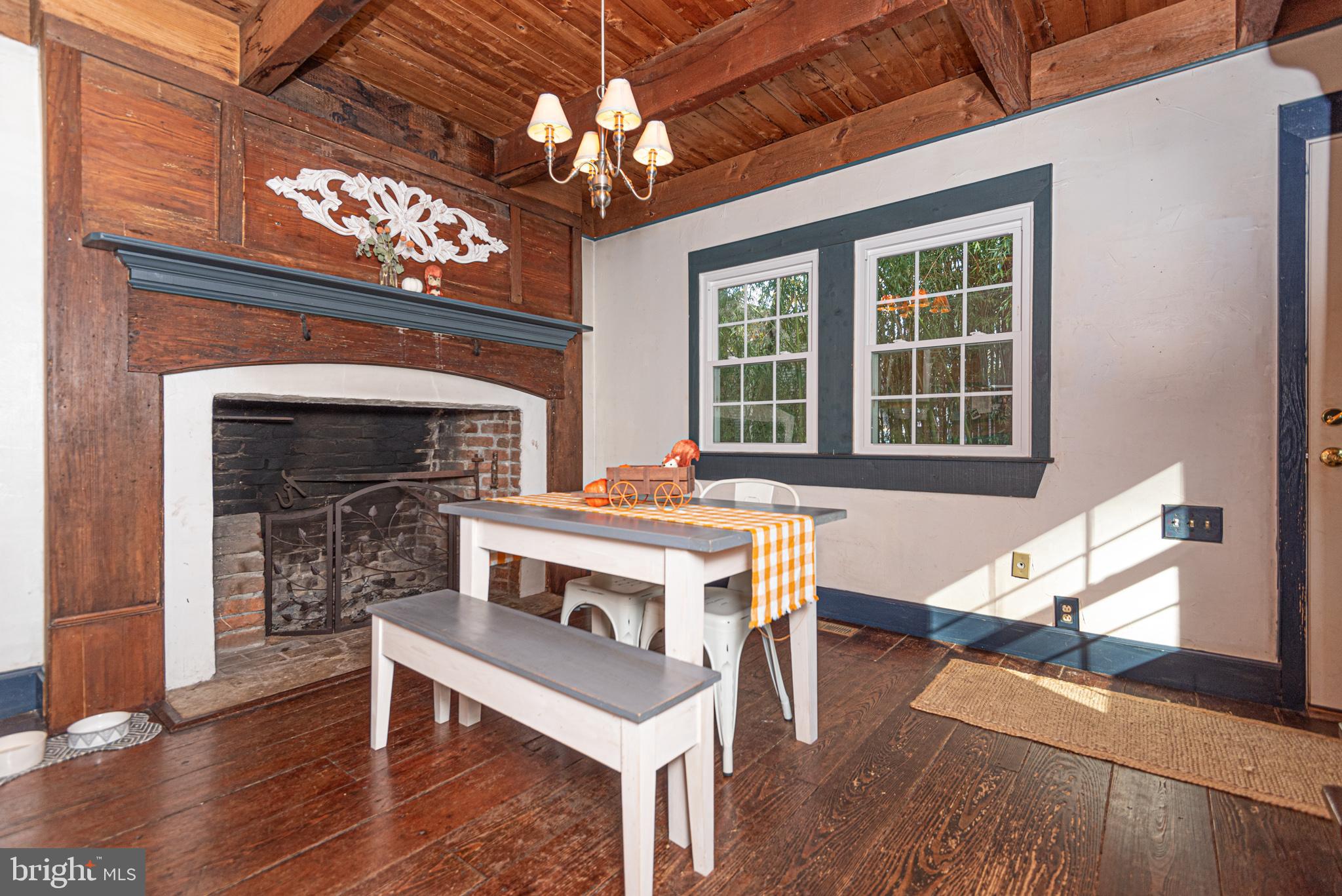 CROOKED OAK ESTATES - Residential