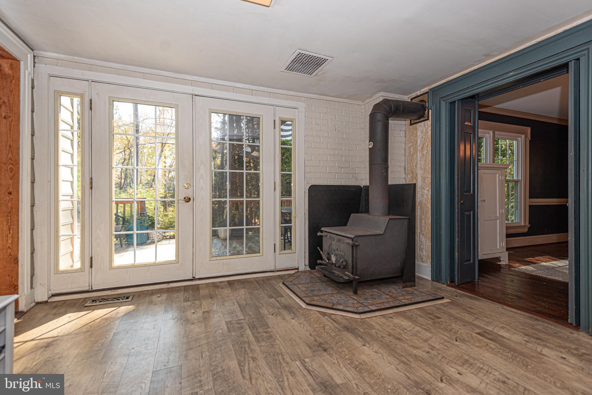 CROOKED OAK ESTATES - Residential