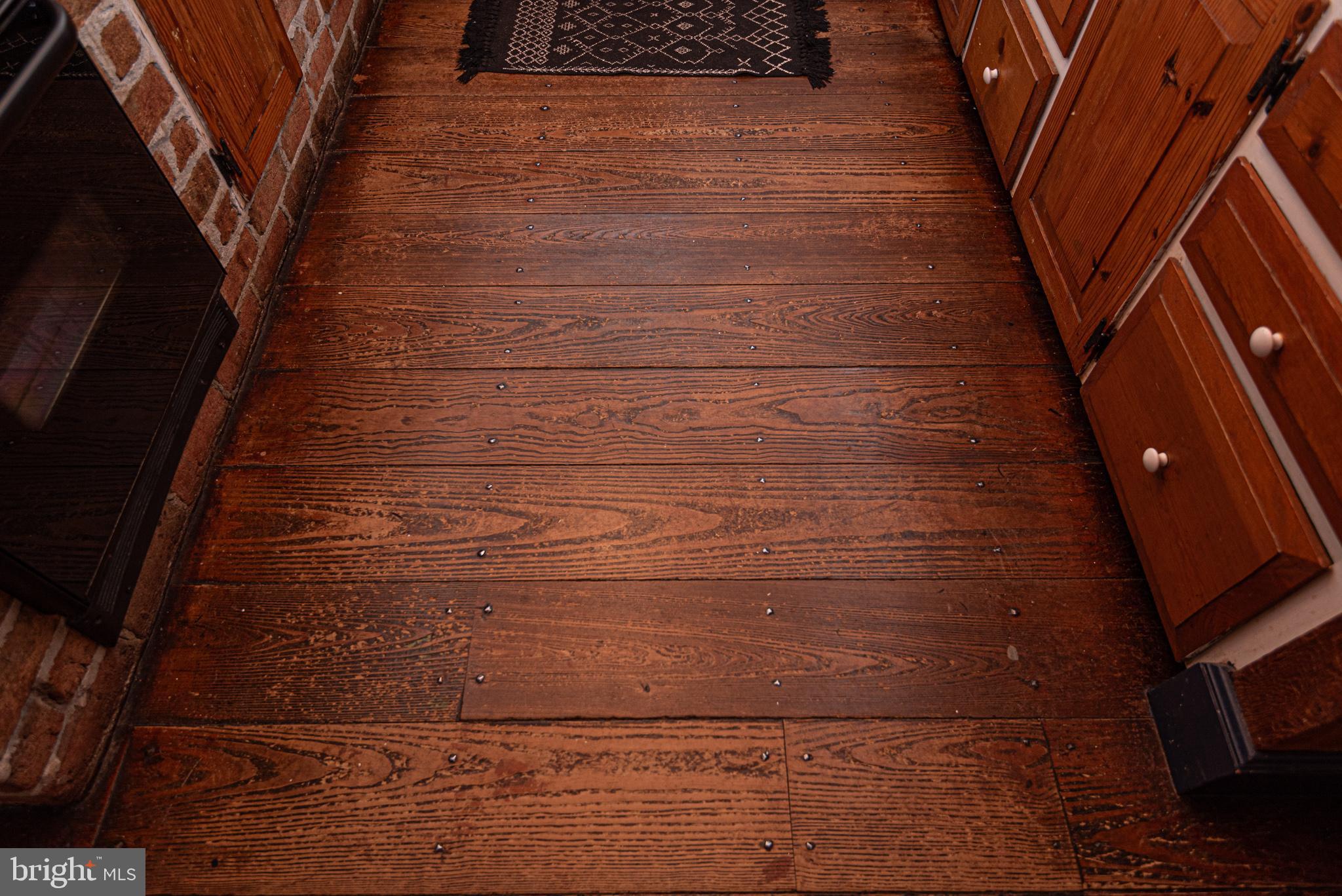 CROOKED OAK ESTATES - Residential