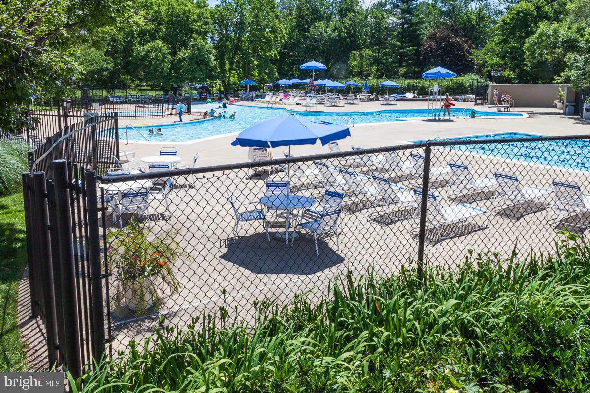 BELLE VIEW CONDOMINIUMS - Residential