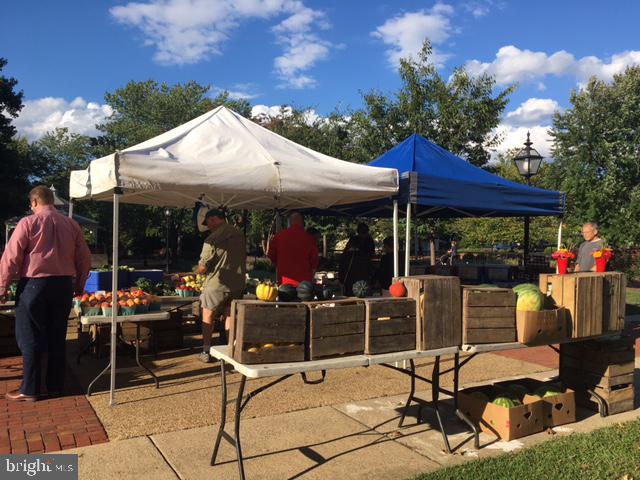 BELLE VIEW CONDOMINIUMS - Residential