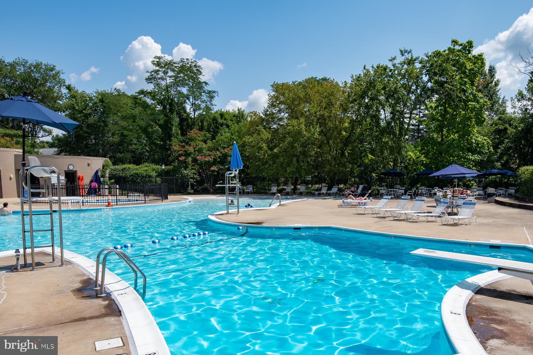 BELLE VIEW CONDOMINIUMS - Residential