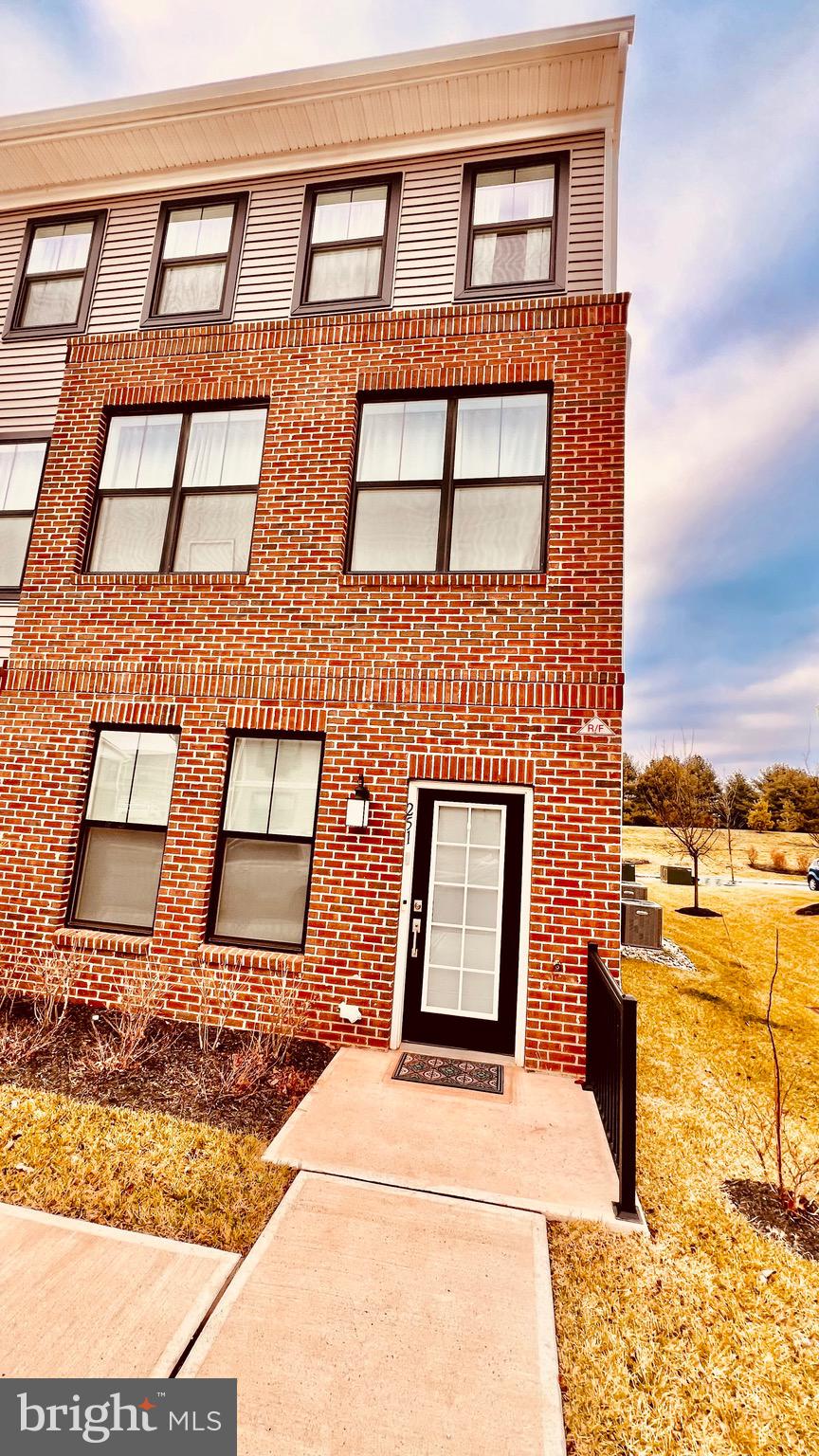 251 AARON TRUEHART WAY