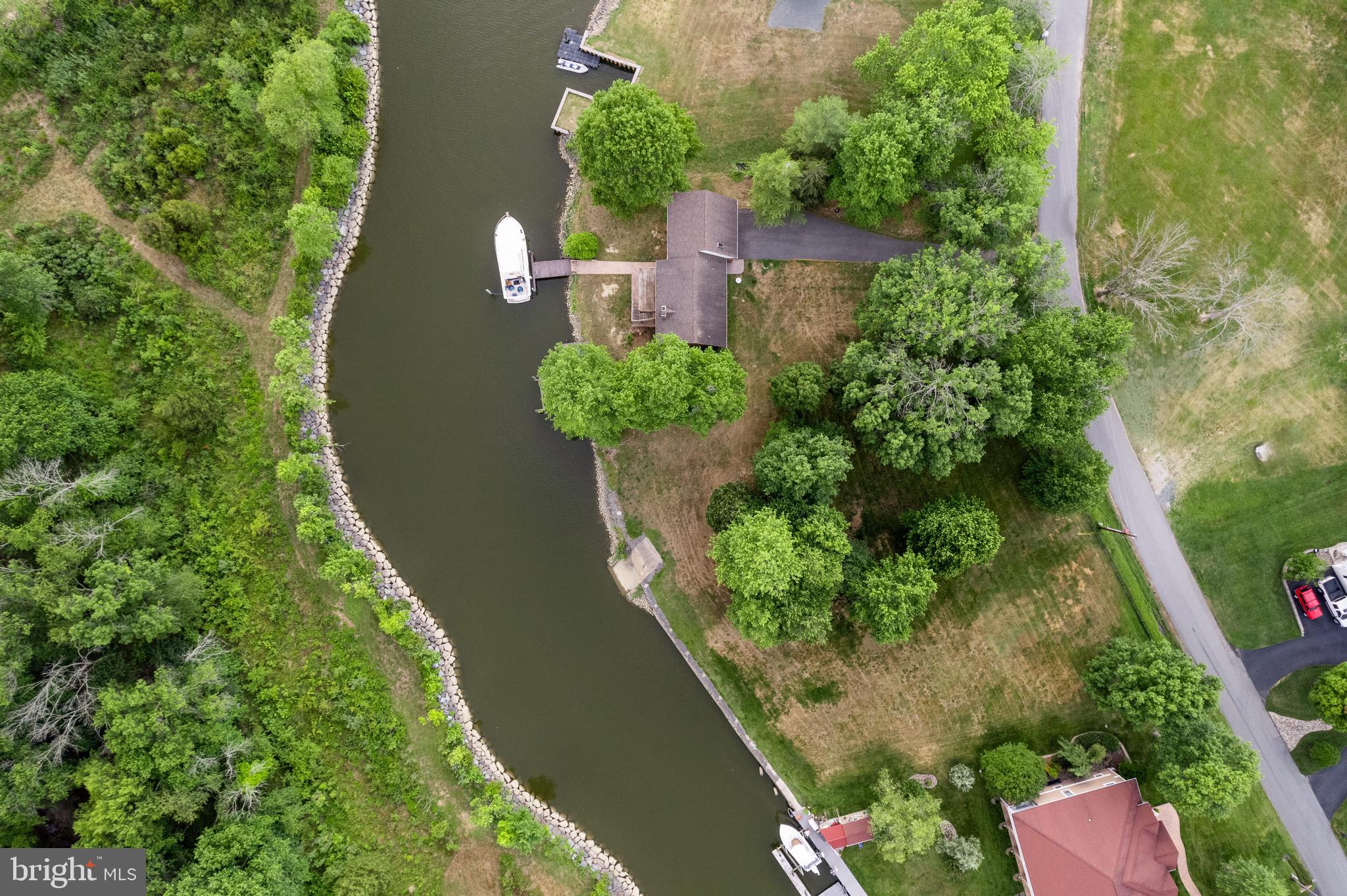 NORTH EAST HARBOURS - Land