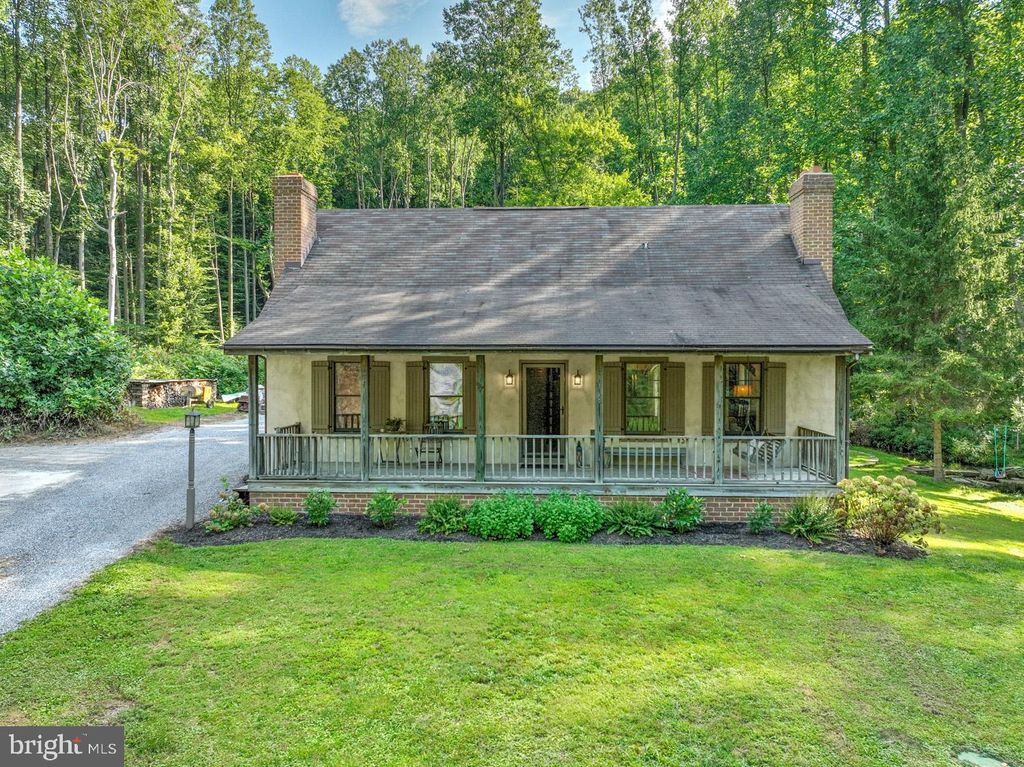 Photo of 6252 Plank Road, NARVON, PA 17555 (MLS # PALA2056278)