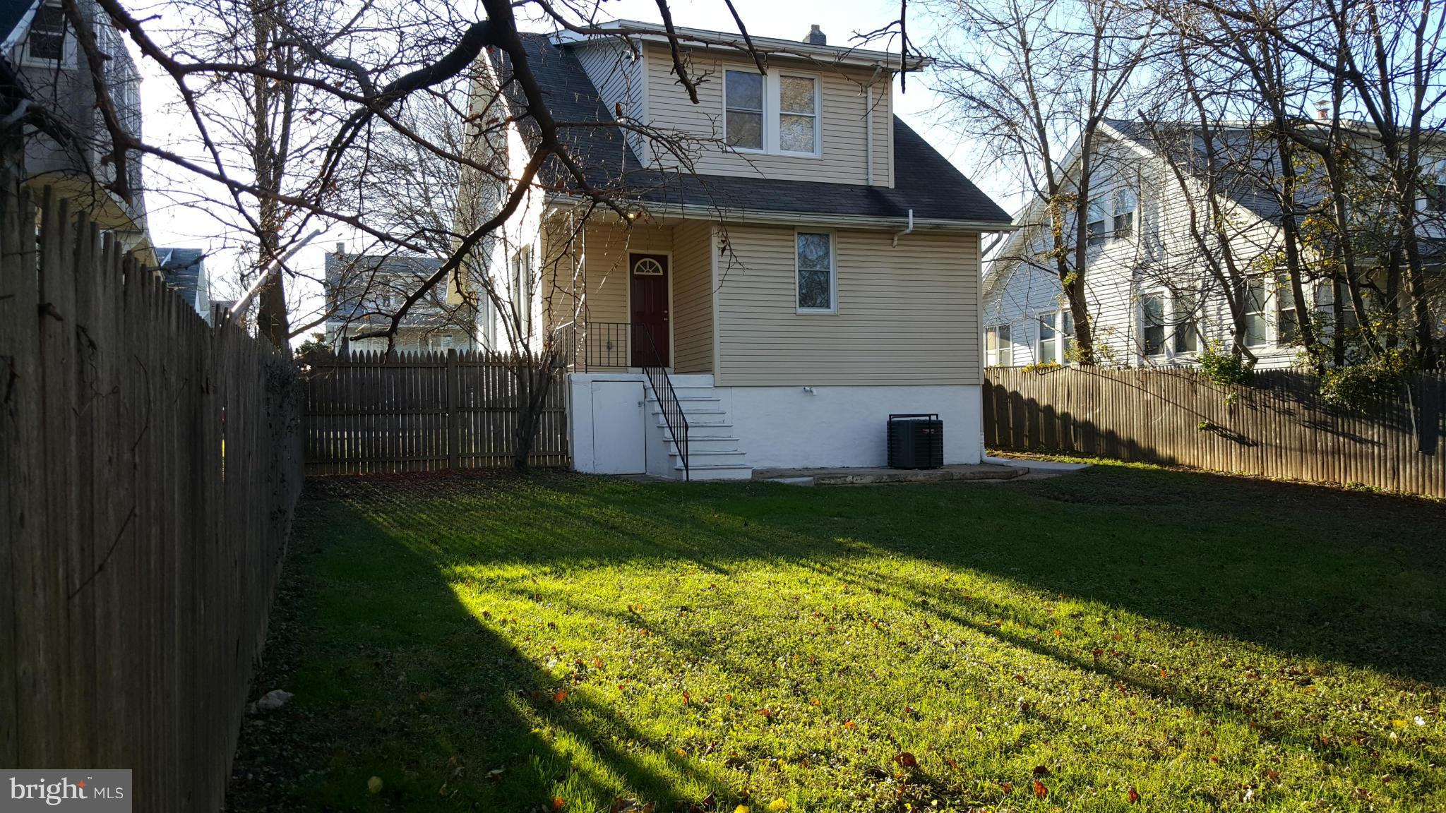 FRANKFORD - Residential