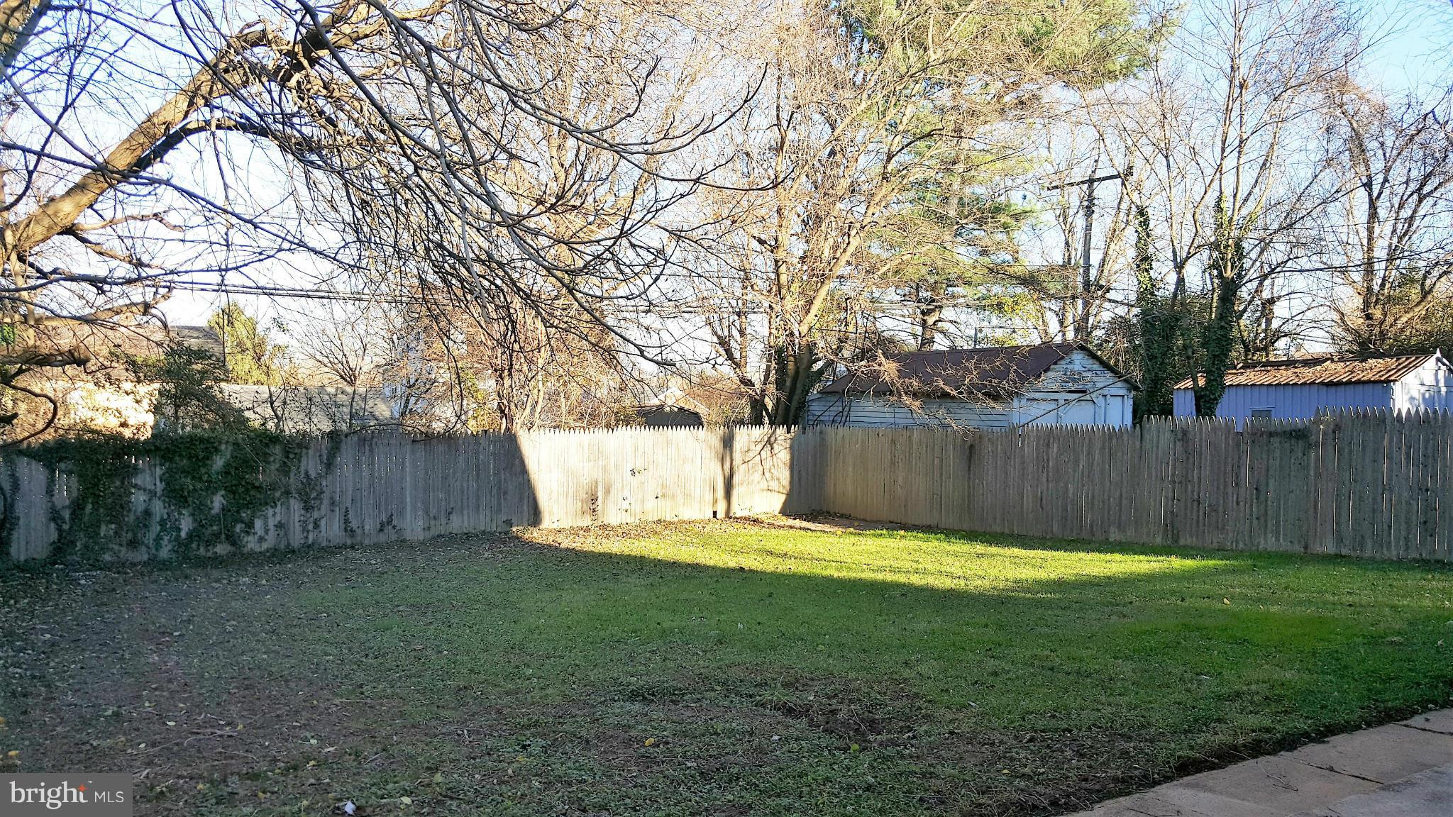 FRANKFORD - Residential