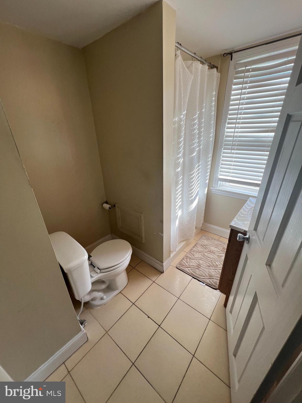 WHITMAN - Residential