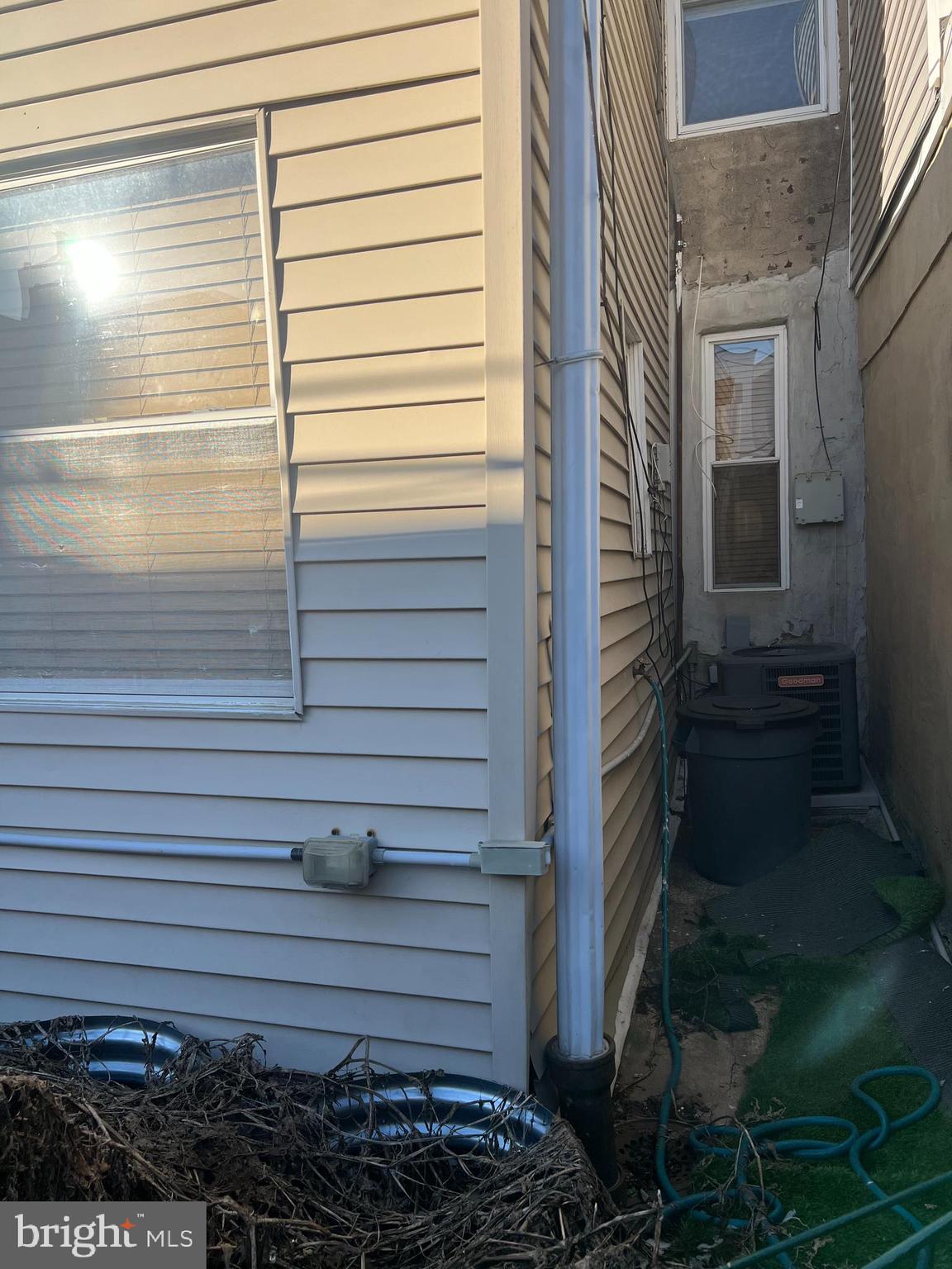 WHITMAN - Residential
