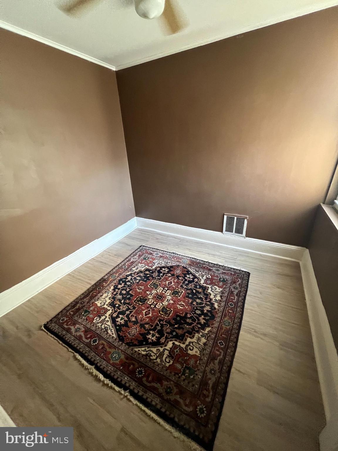 WHITMAN - Residential