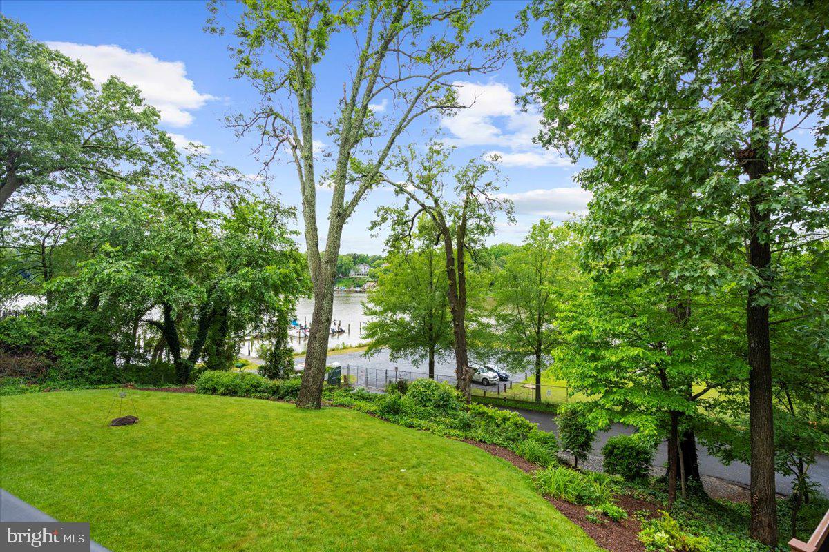 WHITNEYS LANDING - Residential