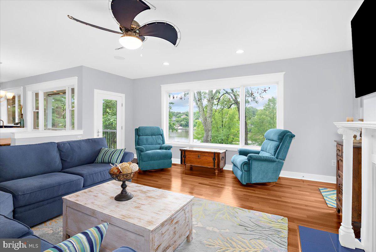 WHITNEYS LANDING - Residential