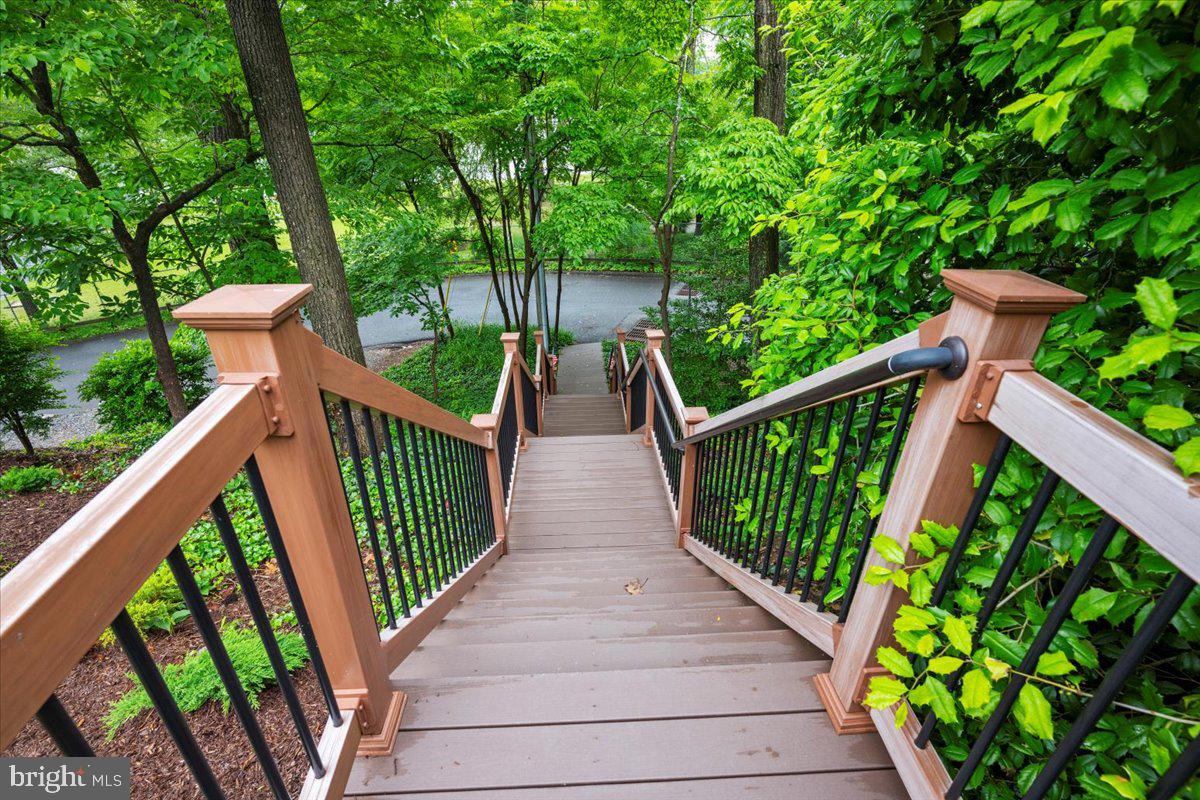 WHITNEYS LANDING - Residential