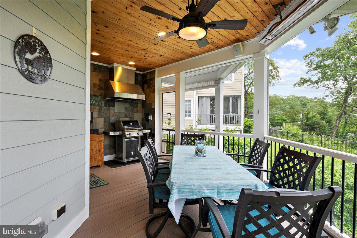 WHITNEYS LANDING - Residential