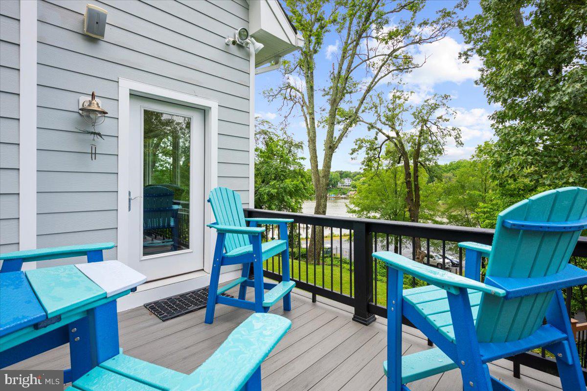 WHITNEYS LANDING - Residential