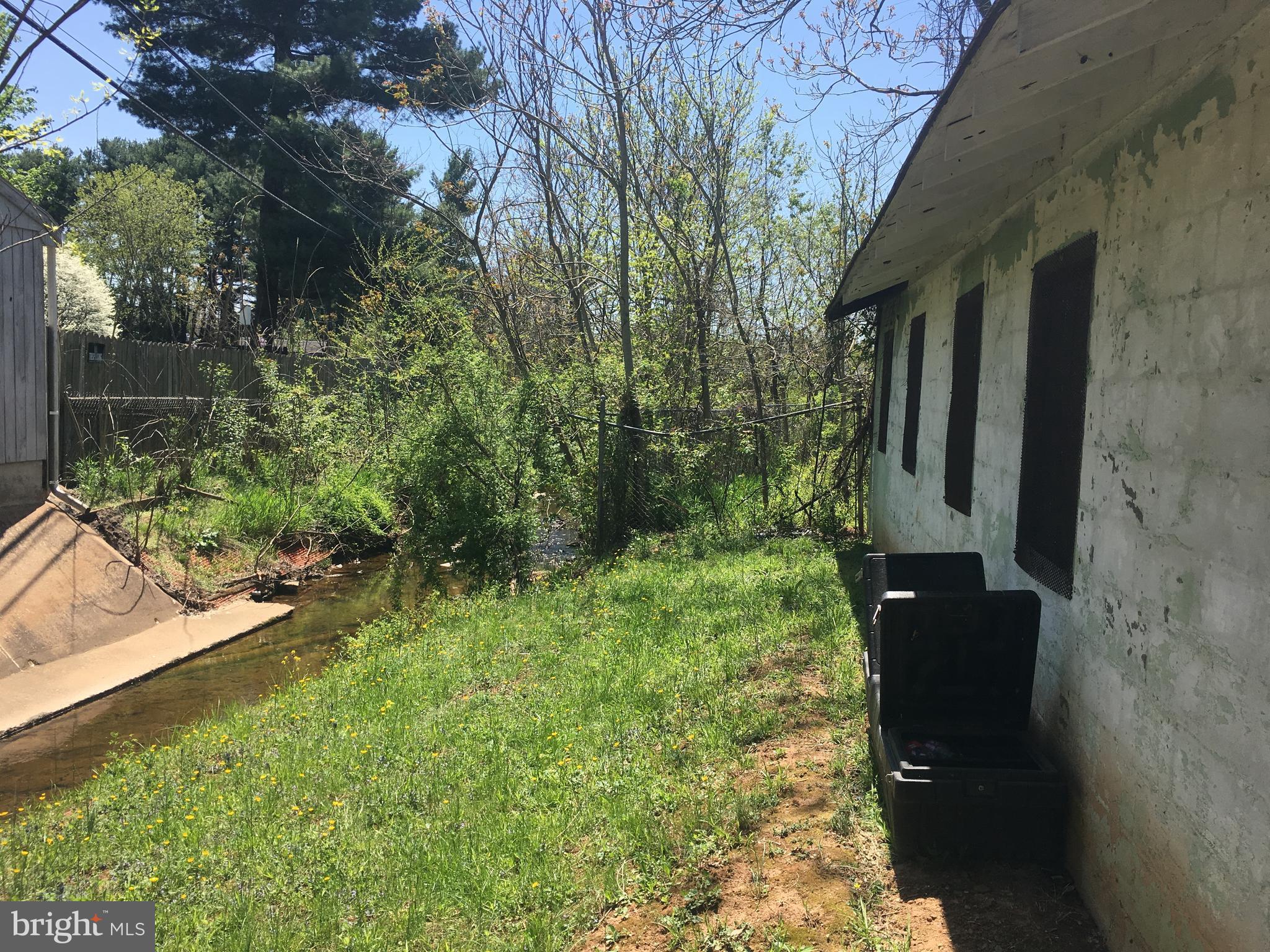 NONE AVAILABLE - Land