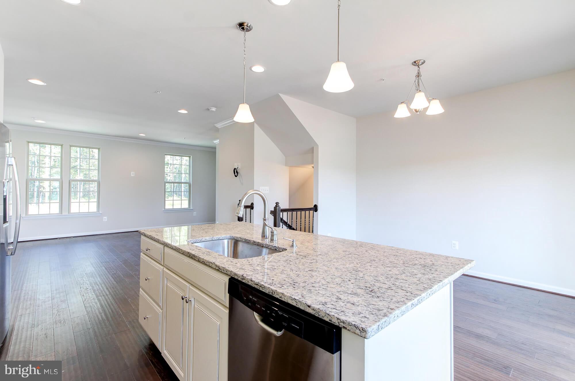 HIGHGATE VILLAGE - Residential