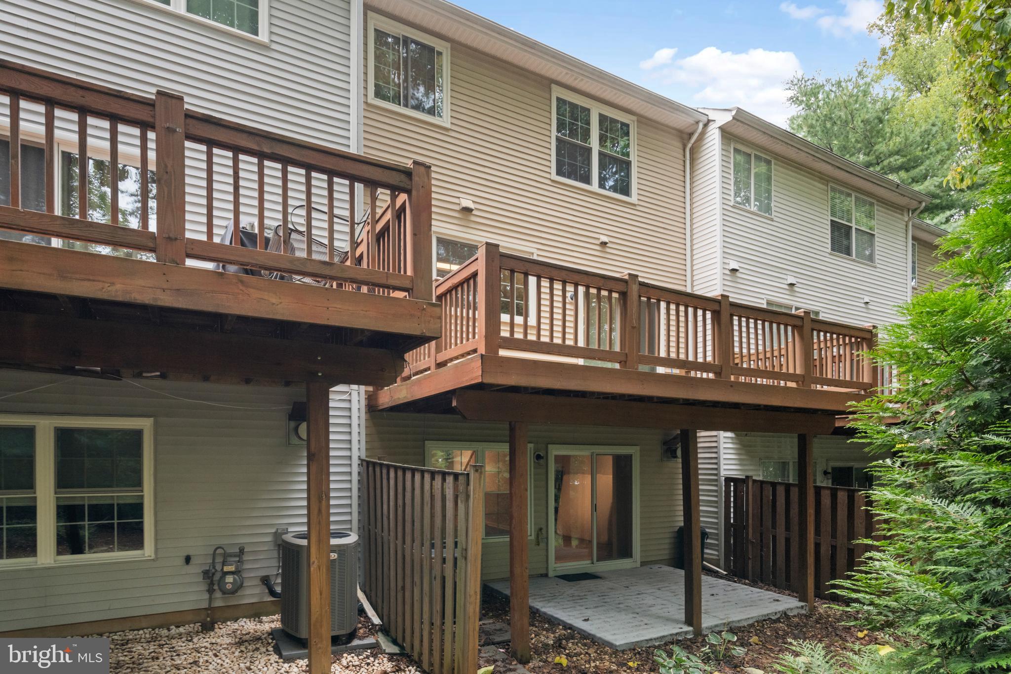 FAIRFAX RIDGE - Residential