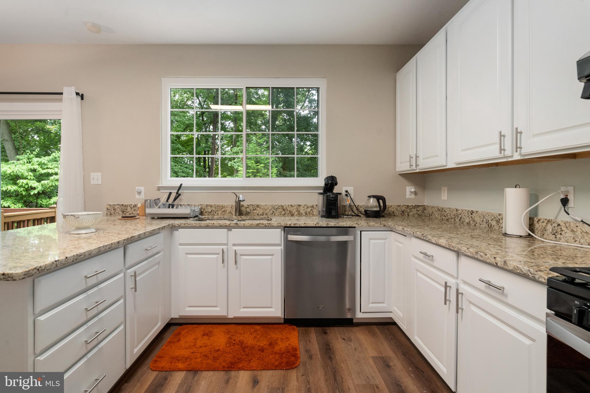 FAIRFAX RIDGE - Residential