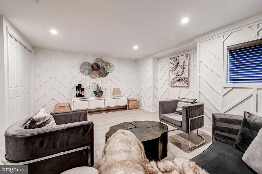 Discover your ideal apartment in The Chatham, where luxury living meets historic charm in the heart of Mount Vernon. Nestled in this picturesque neighborhood, our stunning apartments offer a refined living experience like no other.

Fully renovated in 2023, these new apartments step into spacious open floor plans with soaring ceilings, creating an airy, welcoming ambiance that's flooded with natural light. Your gourmet kitchen, adorned with sleek stainless-steel appliances and black matte hardware, will inspire your inner chef. The custom walk-in closets, quartz countertops, engineered hardwood flooring, chevron accent walls, and posh lighting add more than a touch of opulence to your everyday routine as shown in the model home photos.

Mount Vernon, where suburban serenity meets urban vitality, this lifestyle destination offers a perfect fusion of tranquility and excitement. The community is steps away from Baltimore Penn Station as well as vibrant dining, renowned cultural attractions, lush green spaces, and the prestigious Johns Hopkins campus. Discover Mount Vernon: Your ideal city retreat. Your oasis awaits, and we are ready to help you find your dream apartment at The Chatham!