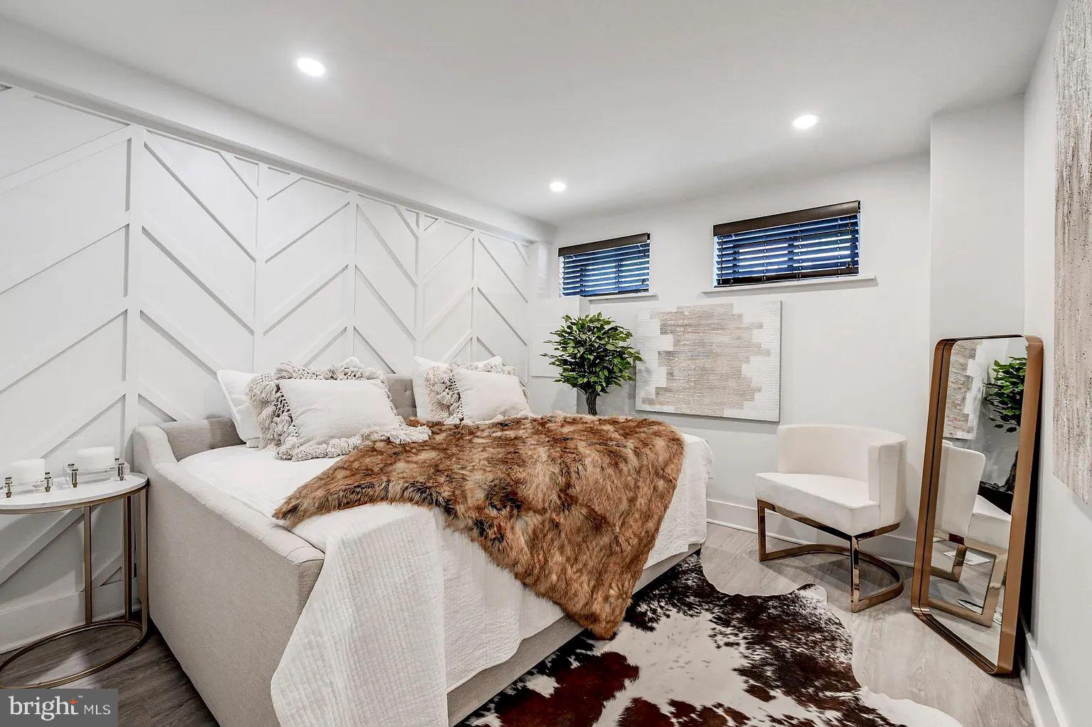 MOUNT VERNON PLACE HISTORIC DISTRICT - Residential Lease