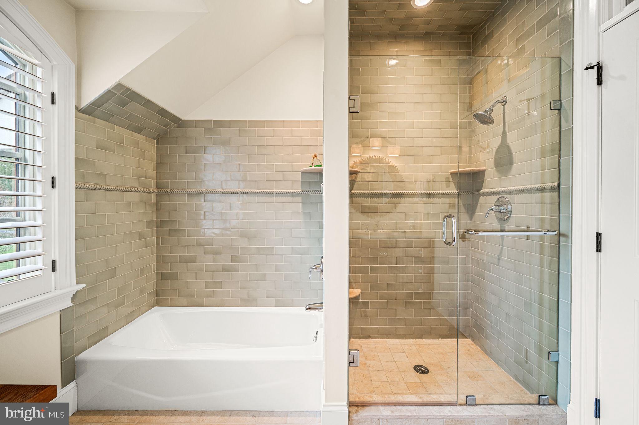 ECHO VALLEY - Residential