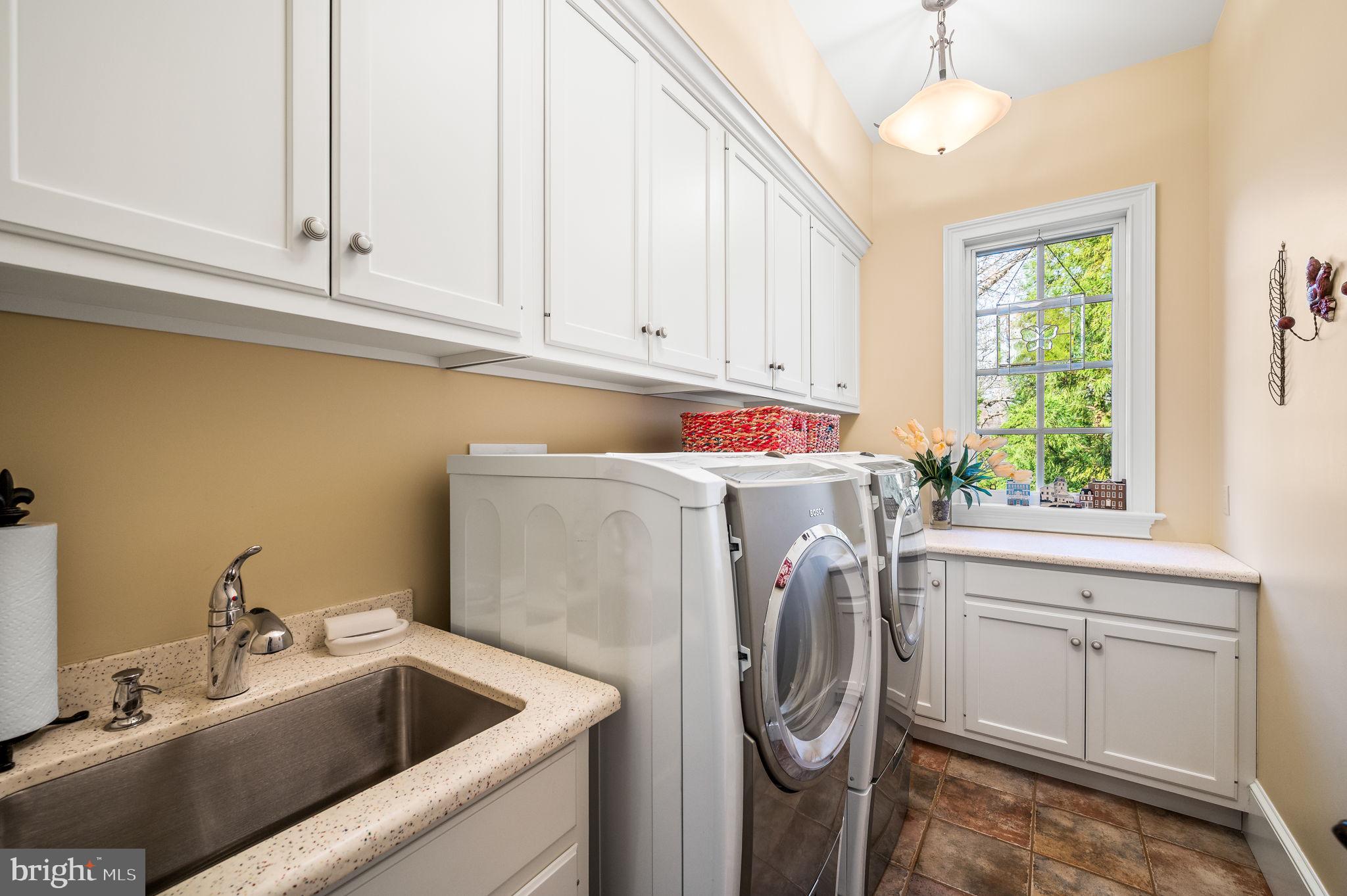 ECHO VALLEY - Residential